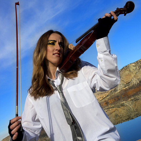 Violinista en el campillo