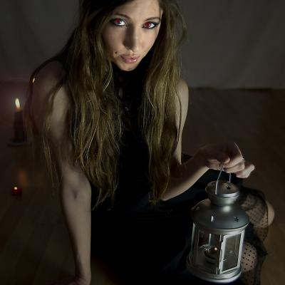 Sesión de fotos: Lucia FC, bruja 8-1