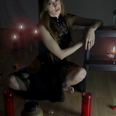 Sesión de fotos: Lucia FC, bruja 9-1