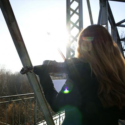 Sesión de fotos Sara: Violinista en El Campillo 4285-1