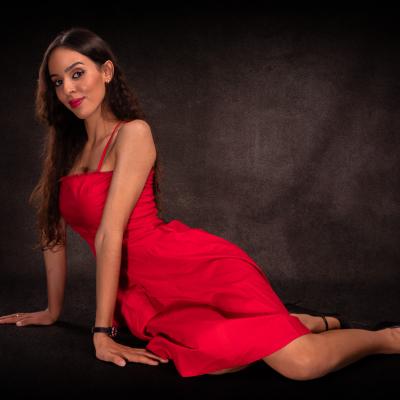 Sesión fotos: Jazmine en Rojo 023