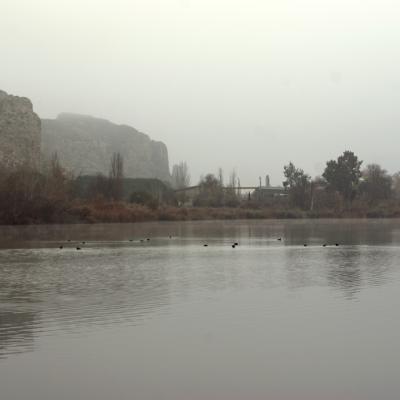 El Campillo cubierto por la niebla