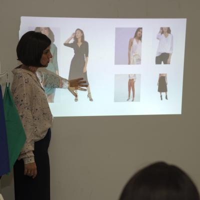 Fotografía de estudio para perfil profesional